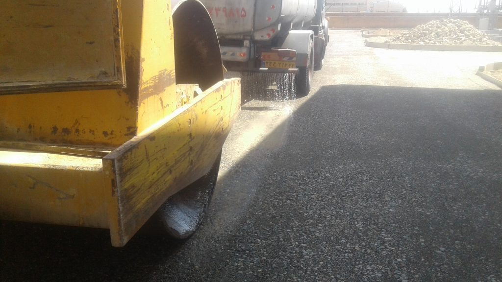 کوبیدن بیس و آب کوب